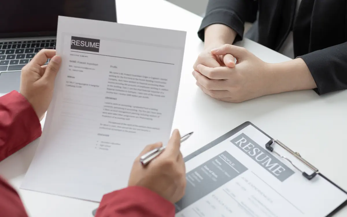 دليل شامل لخطوات فعّالة للحصول على وظيفة