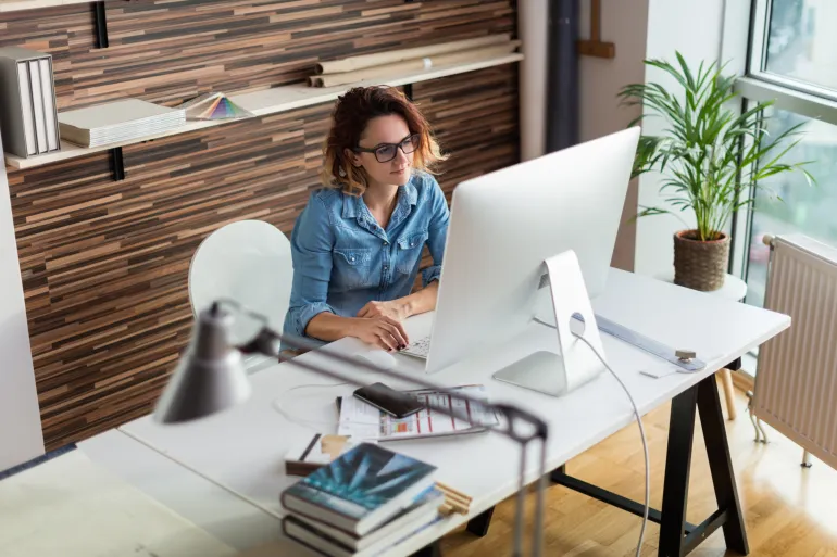 كيف أختار وظيفة المستقبل؟ أفضل المهن نموًا في 2025