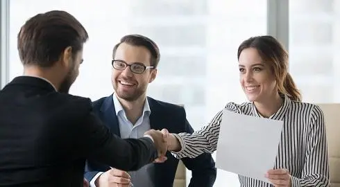 فنون المقابلة الشخصية: 10 أسئلة صعبة وكيف تجيب عليها بثقة